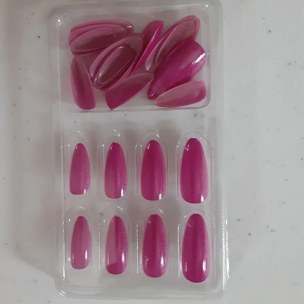 Pink Press On Nails
